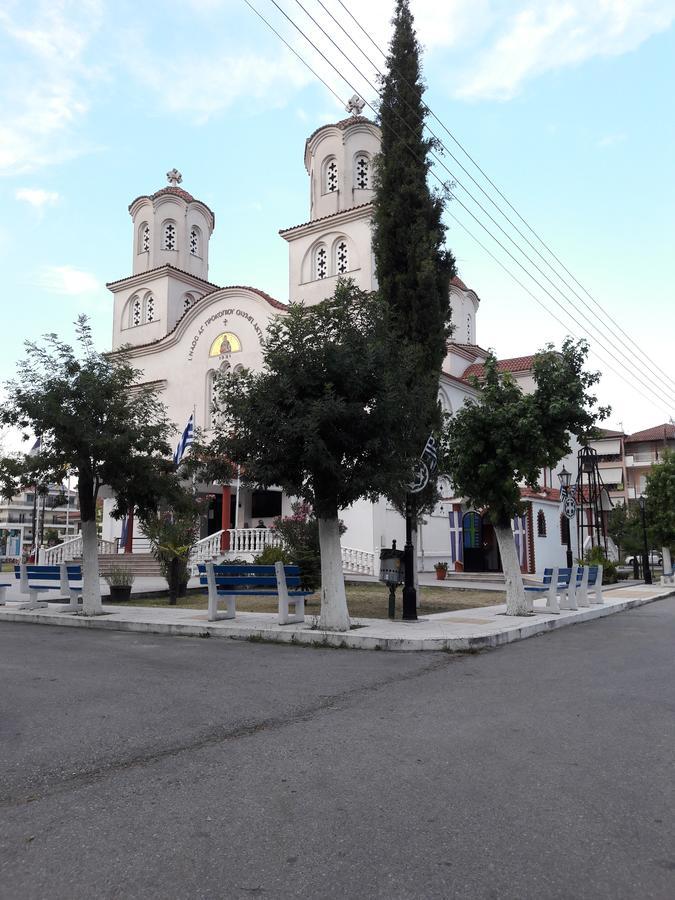 Evdoxia Olympiaki Akti Bagian luar foto